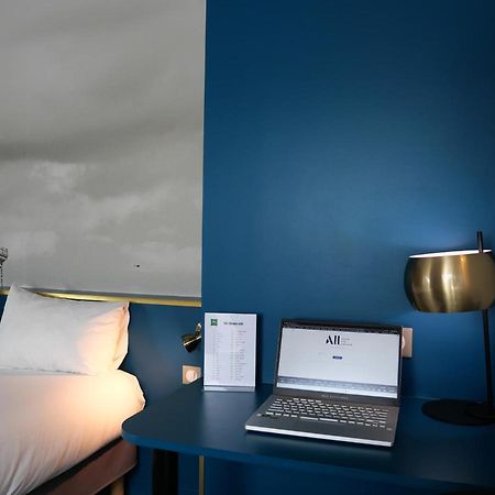 Hotel Ibis Styles Chartres Metropole Le Coudray Exterior foto