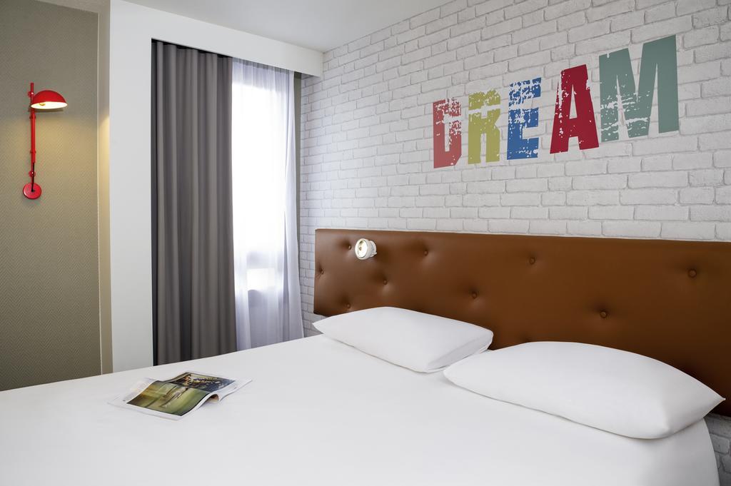 Hotel Ibis Styles Chartres Metropole Le Coudray Zimmer foto